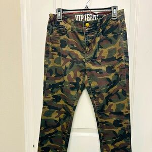 VIP Camo Jeans!